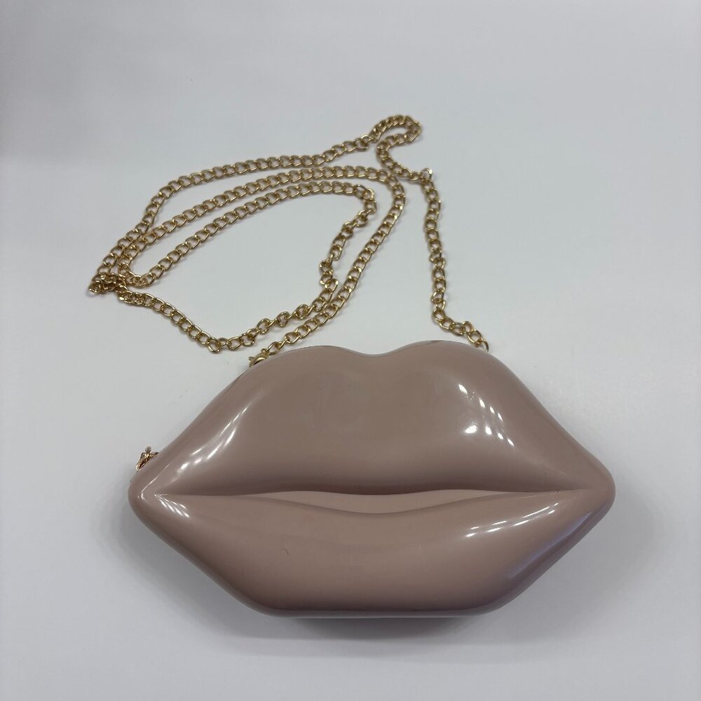 Lip Shaped Kisses - Hard-shell Crossbody Purse/ Handbag- In Blush /Nude- NWT